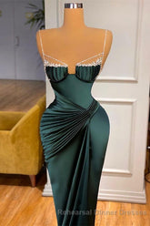 Gorgeous Dark Green Spaghetti-Straps Mermaid Semi Formal Prom Dress With Beadings